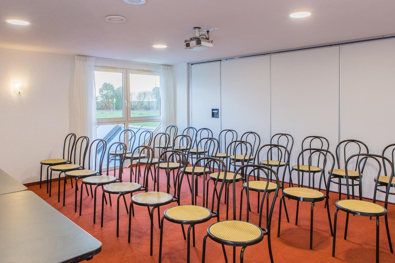 Hotel De La Seine La Frenaye Eksteriør bilde
